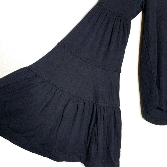 Elegant Black Women's Top - Picture 6 of 8